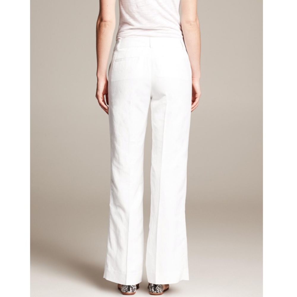Banana Republic White Wide-Legged Linen Pant